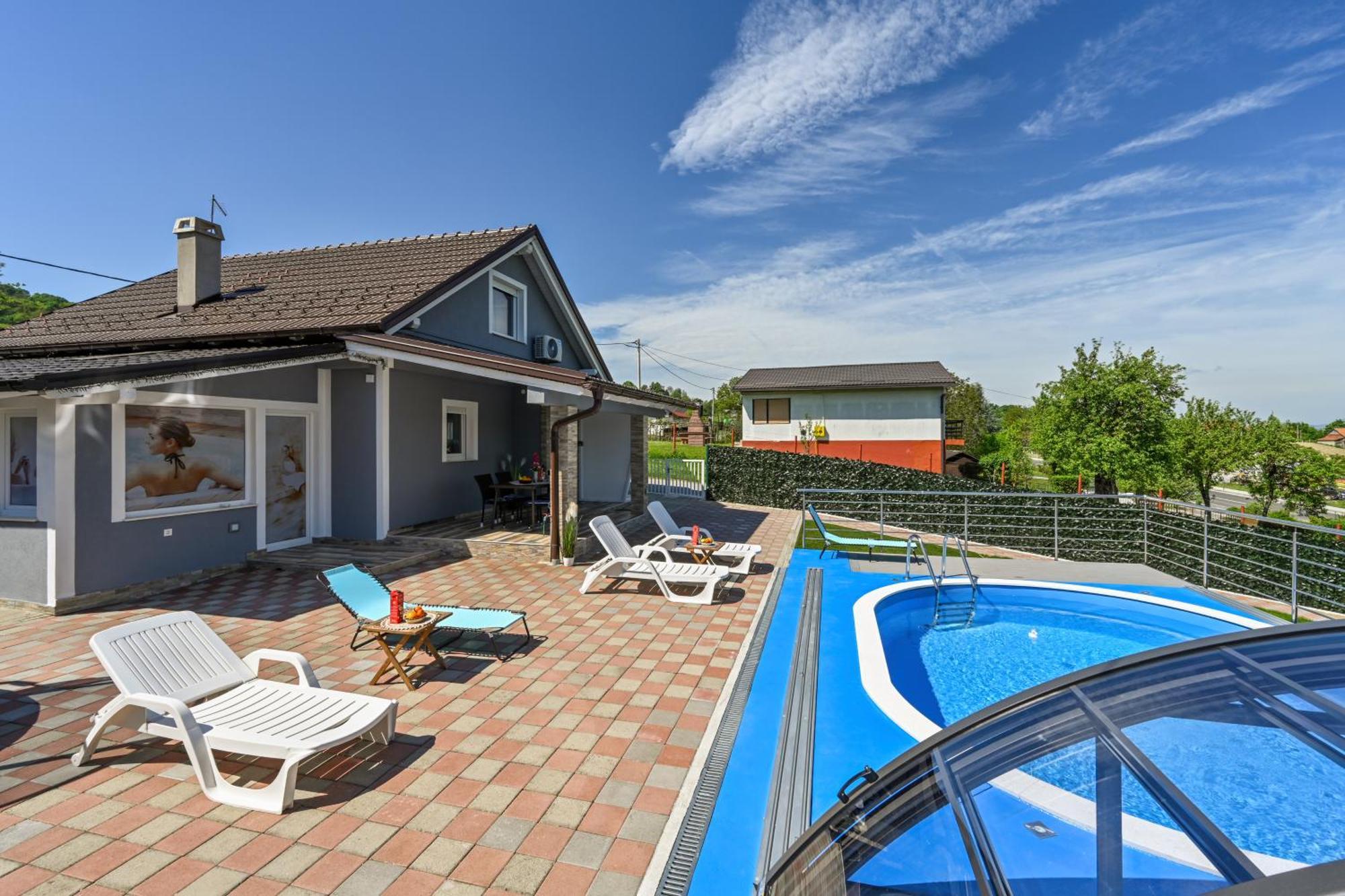 Villa Cvetkova Hiza Sa Jacuzzijem Tuheljske Toplice Esterno foto